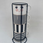 Mugs in a rack piccole