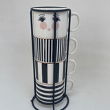 Mugs in a rack piccole